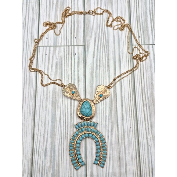 NWOT Gold Tone & Faux Turquoise Blue Horseshoe Arrowhead Necklace 26" Western - Picture 7 of 8